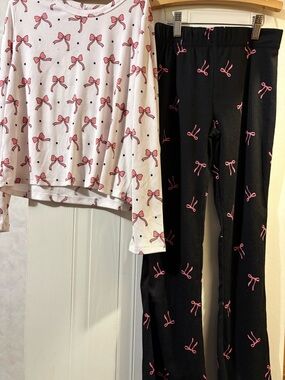 Derek Heart Girls White & Black Bow Print Top and Leggings Set